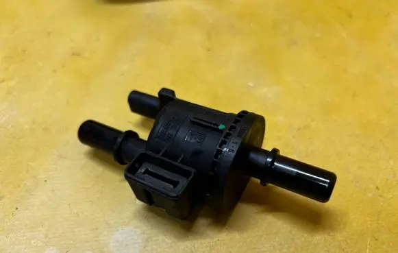 Renault Espace VI Valve 149305385R