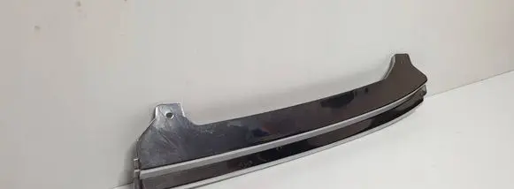 Toyota Land Cruiser (FJ80) Front bumper splitter molding 10054-73998