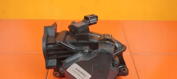 Renault Trafic III (X82) Throttle body valve A2C53350932 R9M413