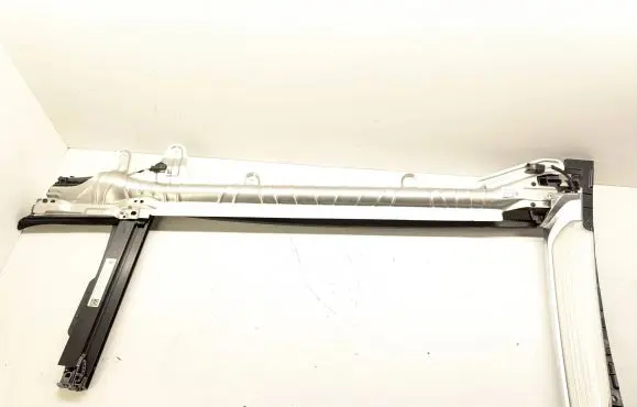BMW 7 G11 G12 Rear door window curtain/sunshade 7338012