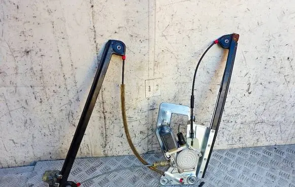 BMW 5 E39 Front door window regulator with motor 8252391 8360511 67628360511