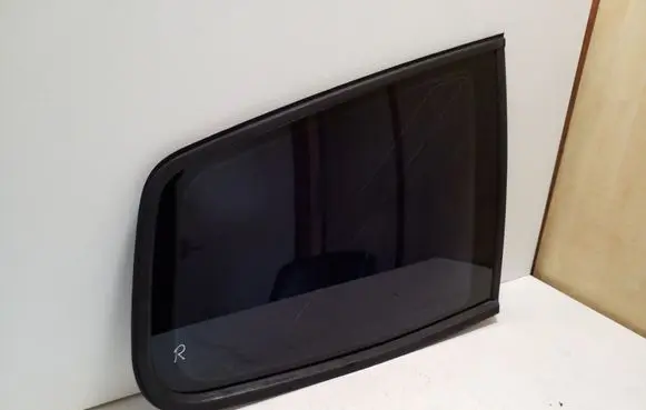 Volkswagen Sharan Rear side window 7N0845298J