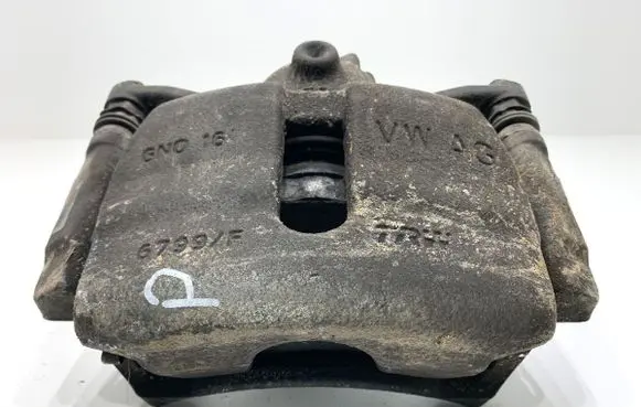 Volkswagen Touran III Front brake caliper 
