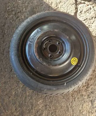 Toyota Avensis T250 R17 spare wheel T12570D17