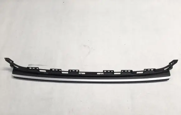Front bumper lower grill