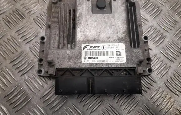 Iveco Daily 6th gen Engine control unit/module 5802338413