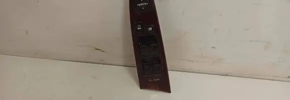 Lexus IS 220D-250-350 Electric window control switch 8404053080