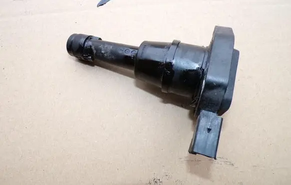 BMW 1 F40 Oil level sensor 8638757