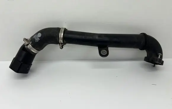 Intercooler hose/pipe