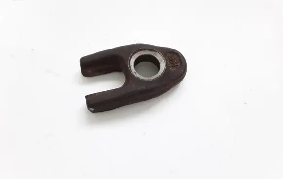 Renault Clio II Fuel Injector clamp holder NOCODE