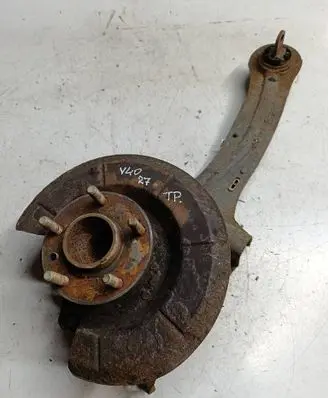 Volvo V40 Stub axle afa8w9