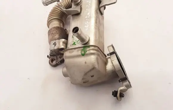 Renault Megane III EGR valve cooler 147350264R