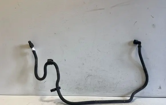Audi Q3 F3 Fuel line/pipe/hose 05E133723AE