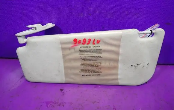 Sun visor