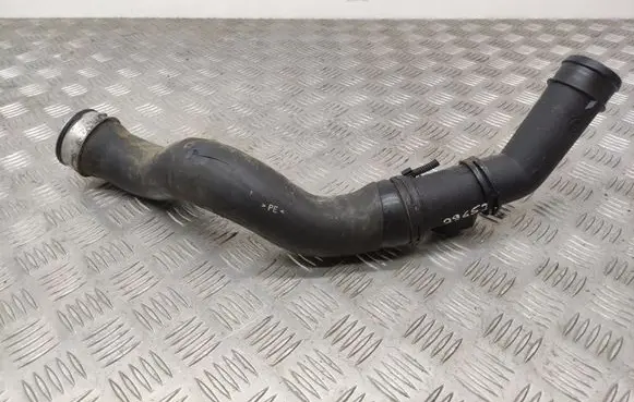Intercooler hose/pipe