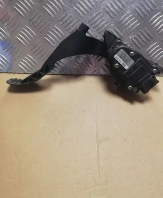 Volkswagen Golf IV Accelerator throttle pedal 1J1721503H 6PV00777001