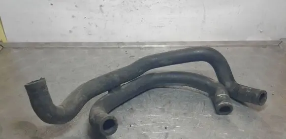 Volkswagen Golf IV Engine coolant pipe/hose 13275T1 13268T1