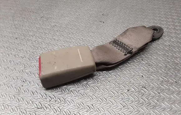Nissan Murano Z50 Rear seatbelt buckle 
