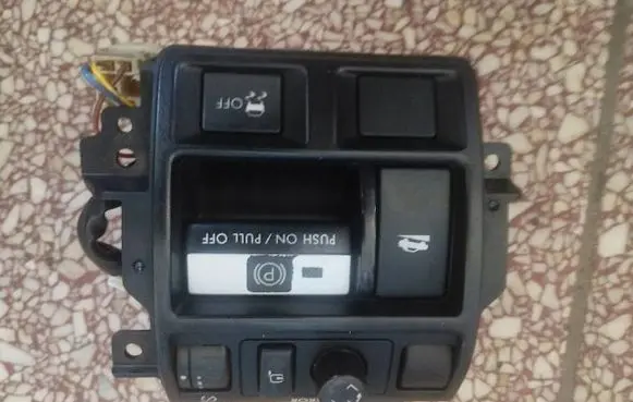 Subaru Legacy Handbrake/parking brake auto hold switch 83061AJ000