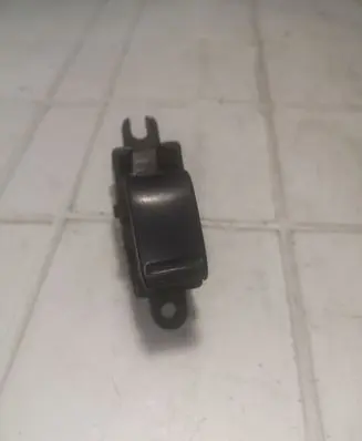 Nissan Almera Tino Electric window control switch