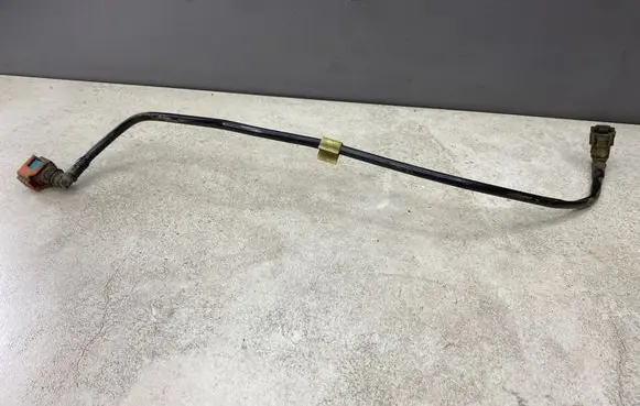Toyota Prius (XW20) Fuel line pipe 
