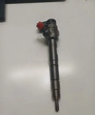 Skoda Octavia Mk3 (5E) Fuel injector 04L130277AJ