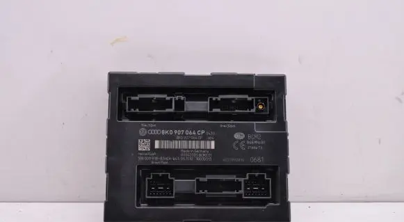 Audi Q5 SQ5 Central body control module 8K0907064CP