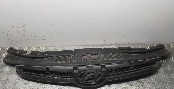 Hyundai i30 Front grill 863512L000