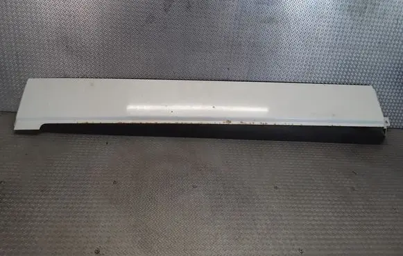 Volkswagen Transporter - Caravelle T5 Sliding door rail trim 7H1843796C