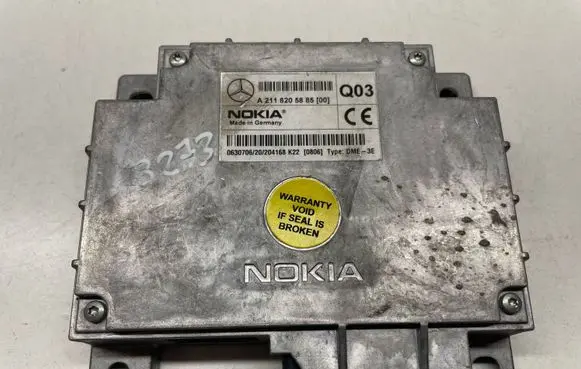 Mercedes-Benz E W211 Phone control unit/module 2118205885 A2118205885