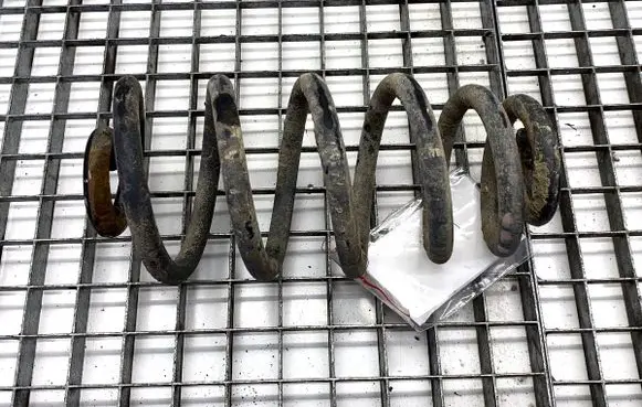 Audi A4 S4 B6 8E 8H Rear coil spring 