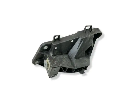 Chrysler Pacifica Radiator mount bracket 9865