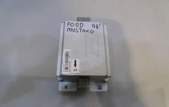Ford Mustang V Sound amplifier