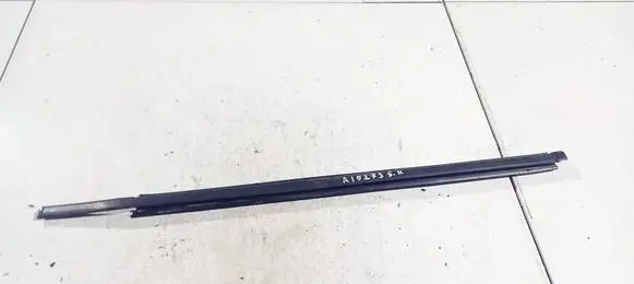 Suzuki Swift I Rear door glass trim molding
