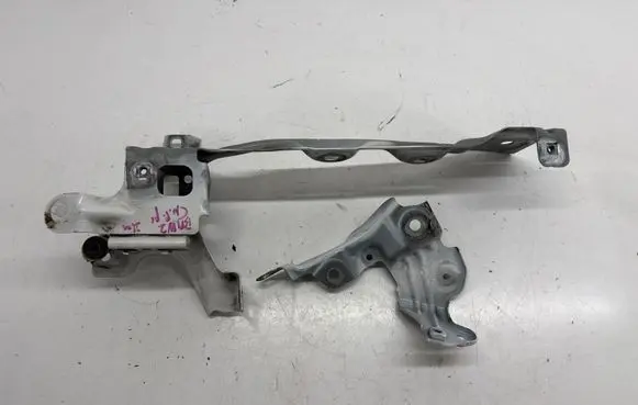BMW 2 F44 Fender mounting bracket 7450388 7450378 7459382