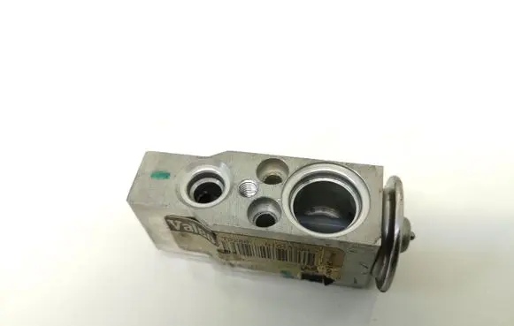 Peugeot 607 Air conditioning (A/C) expansion valve TD286 N101339H F668663S