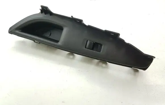 Mitsubishi Outlander Electric window control switch 8608A242 7222A957