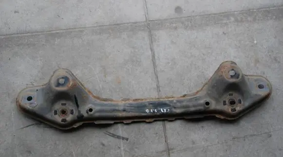 Mazda CX-7 Engine mounting bracket 173KM