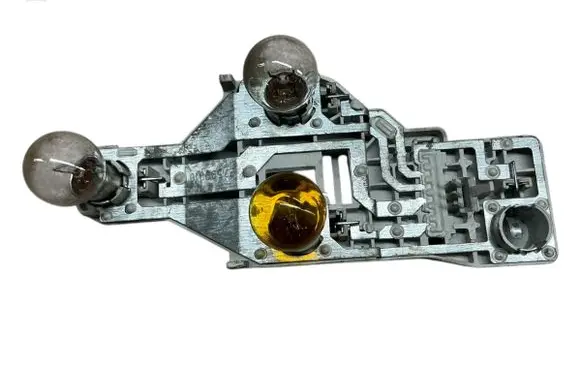 Skoda Octavia Mk2 (1Z) Tail light bulb cover holder 1Z9945257 27592102