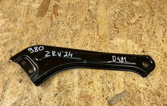 Honda ZR-V Headlight/headlamp mounting bracket