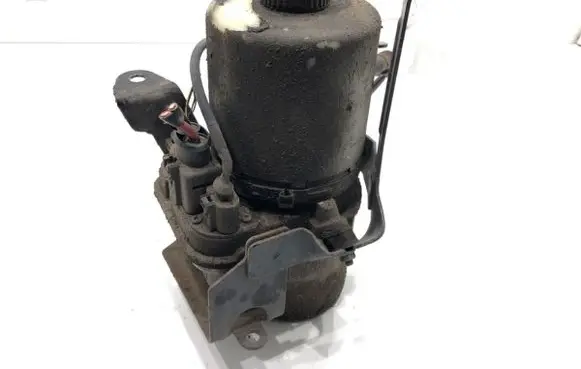 Seat Ibiza IV (6J,6P) Power steering pump 6R0423156