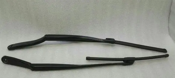 BMW 5 F10 F11 Front wiper blade arm 7182460