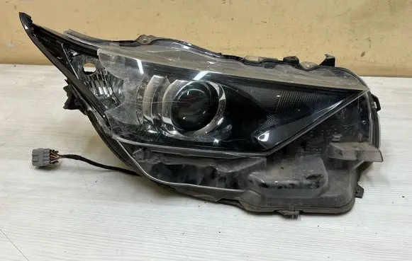 Toyota Auris E180 Headlight/headlamp 46699