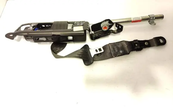 Volvo XC60 Front seatbelt 