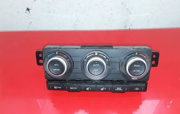 Mazda CX-9 Climate control unit TD1261190 835Y