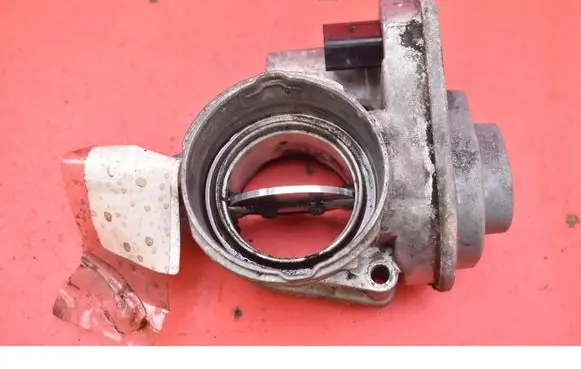 Dodge Caliber Throttle body valve 038128063G