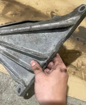 BMW 1 F20 F21 Engine mounting bracket 6784832 13992010