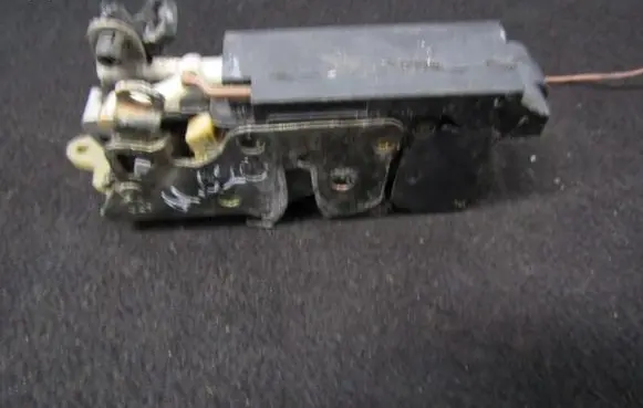 Fiat Bravo - Brava Rear door lock 16630255