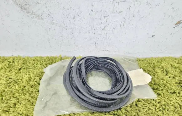 Mercedes-Benz G W461 W463 1st Gen Sunroof sealing rubber A0019877625 0019877625