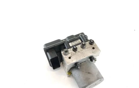BMW 5 E60 E61 ABS Pump 6775746 6775748